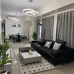 175 Sqm Luxurious Modern 3 Bedrooms Facing Manila Bay Sunset, Airports, Okada, Solaire, Moa