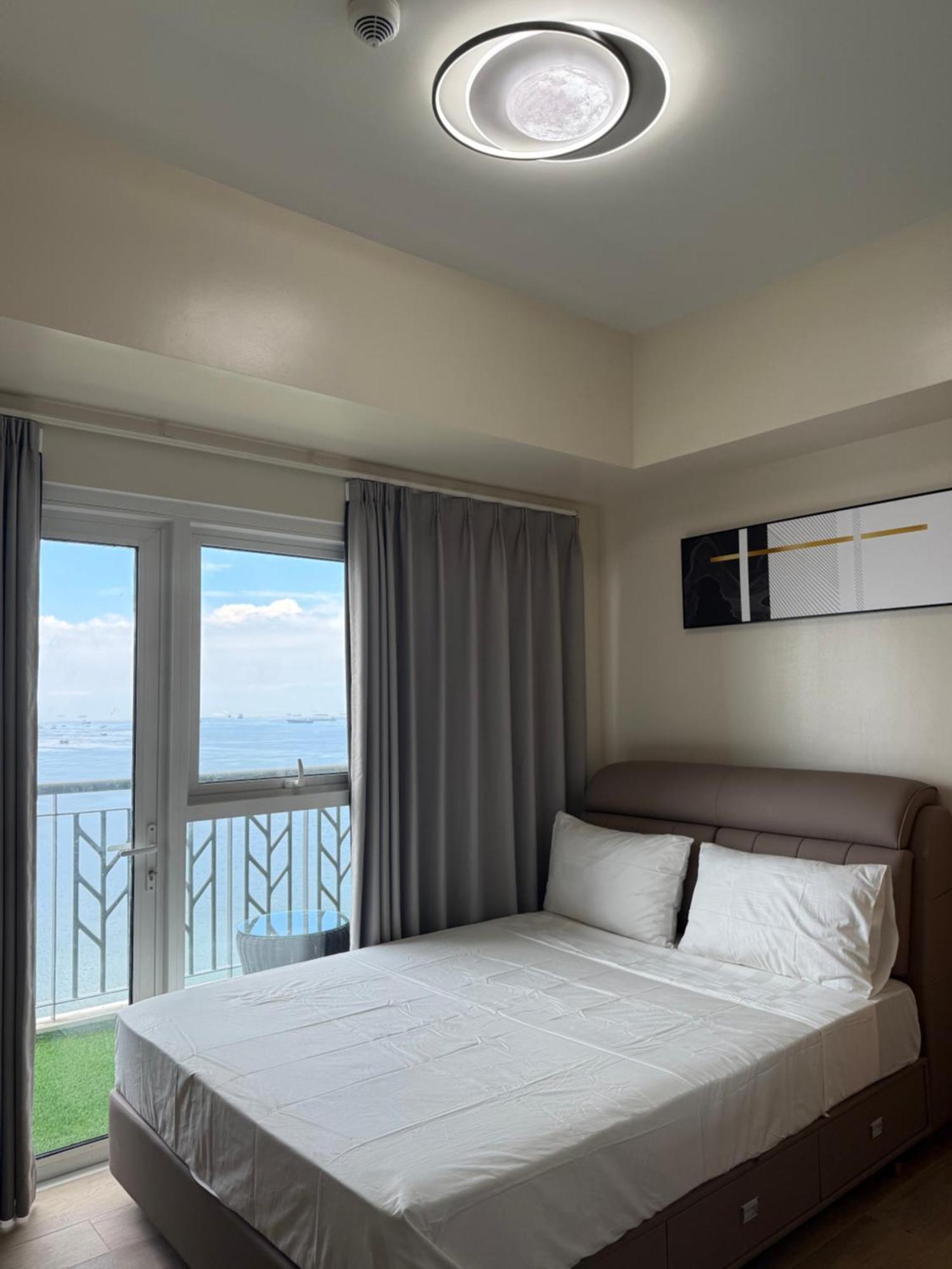 175 Sqm Luxurious Modern 3 Bedrooms Facing Bay Sunset, Airports, Okada, Solaire, Moa Apartment