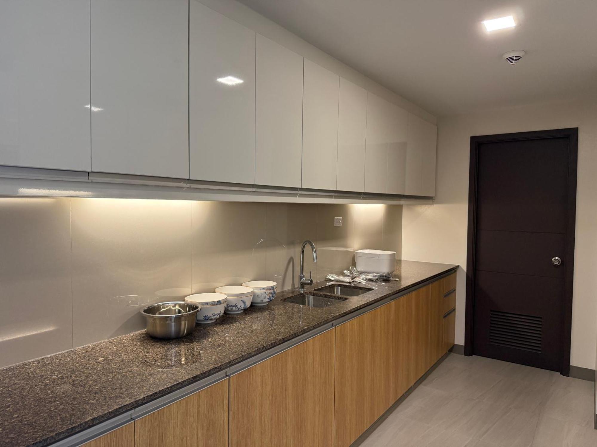 Apartment 175 Sqm Luxurious Modern 3 Bedrooms Facing Bay Sunset, Airports, Okada, Solaire, Moa